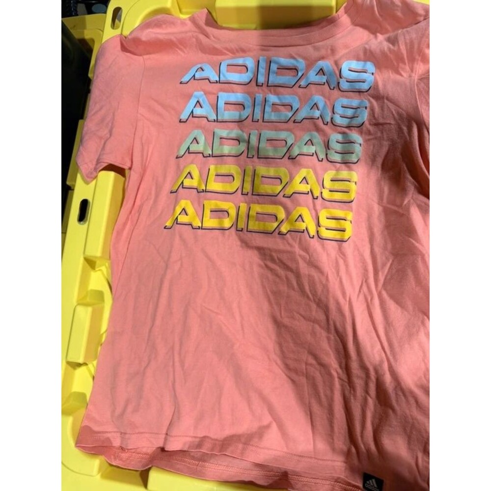 Boys Adidas T-shirt, extra large 18 to 20